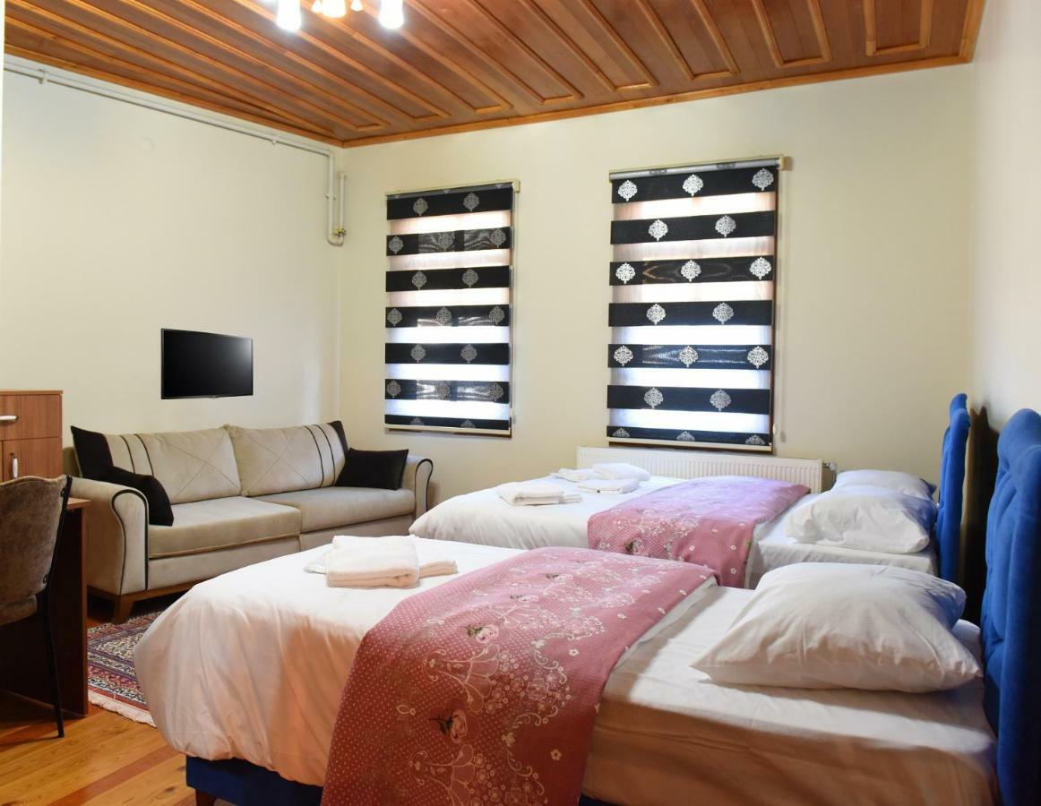Oez Butik Otel Antik Kent Myrleia Mudanya Exterior foto