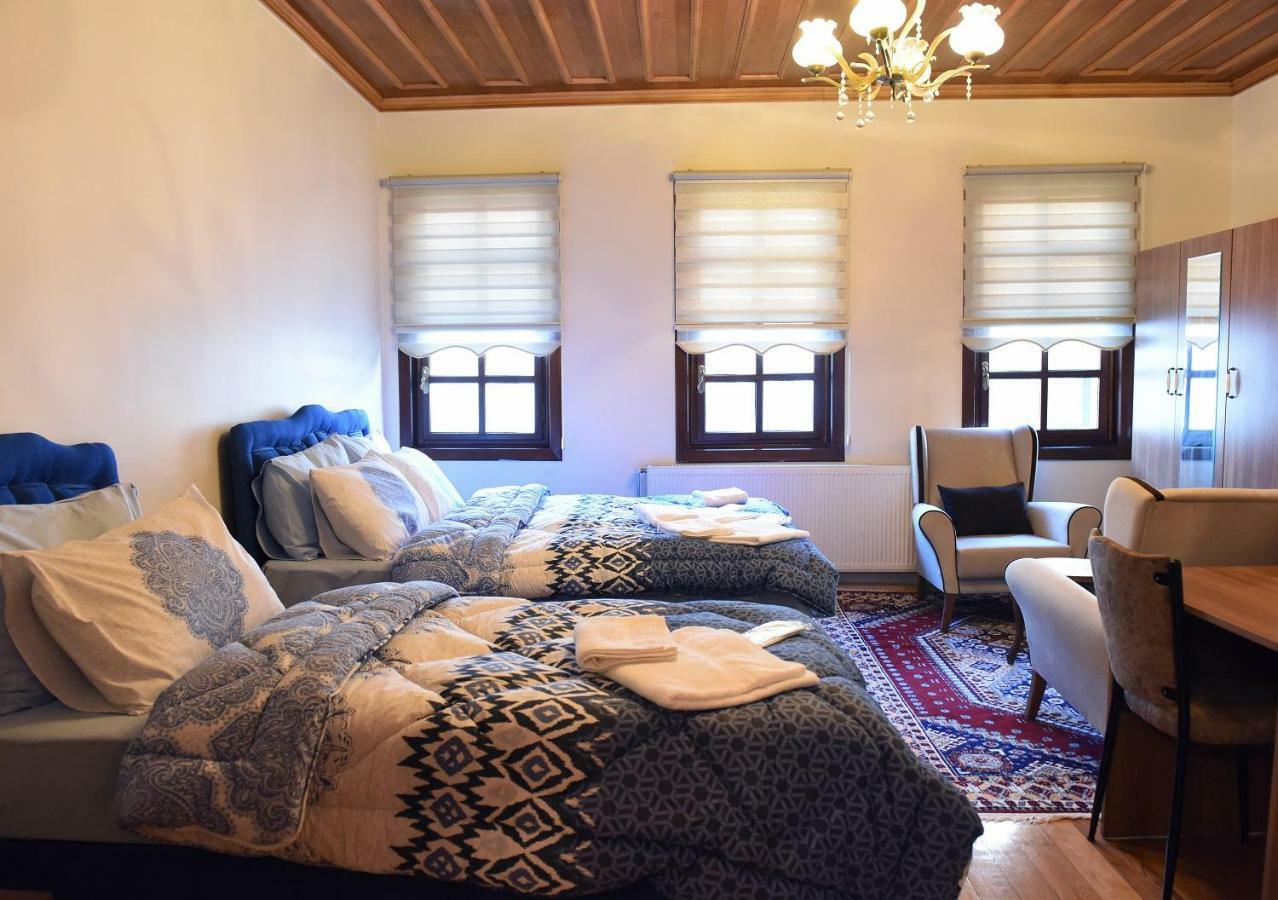 Oez Butik Otel Antik Kent Myrleia Mudanya Exterior foto